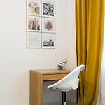 Avner アパートホテル ブカレスト