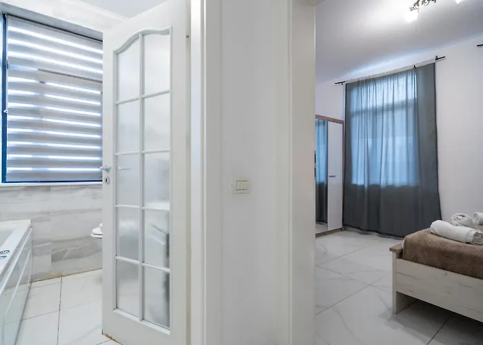 Avner Aparthotel Boekarest