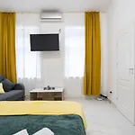 Avner Aparthotel