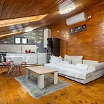 Hotel apartamentowy Avner 3*