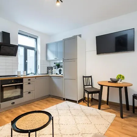 Avner 4* 布加勒斯特