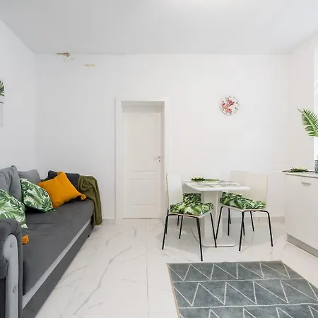 Avner Lägenhetshotell 3*