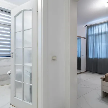 Afy Stays Boutique Apartments Ξενοδοχείο με διαμερίσματα Βουκουρέστι