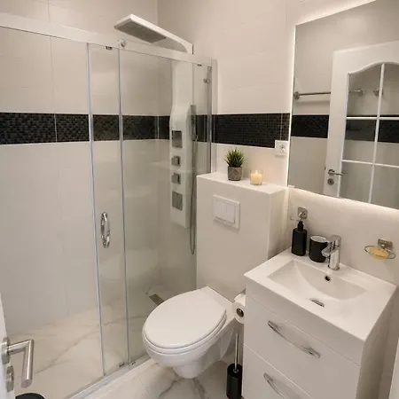 Ξενοδοχείο με διαμερίσματα Afy Stays Boutique Apartments Βουκουρέστι