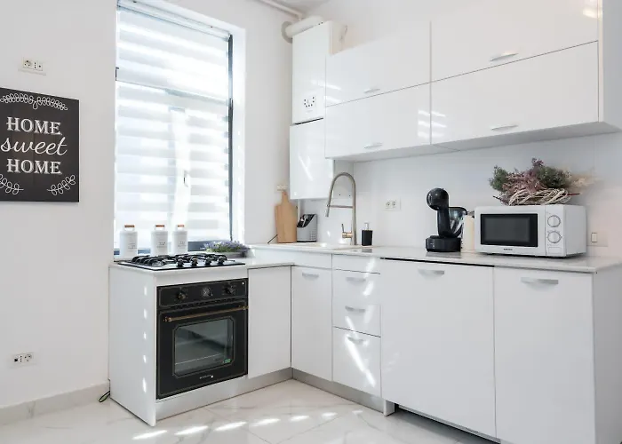 Hotel de apartamente Avner 3*