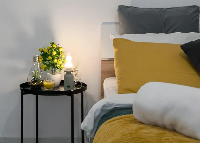 Avner