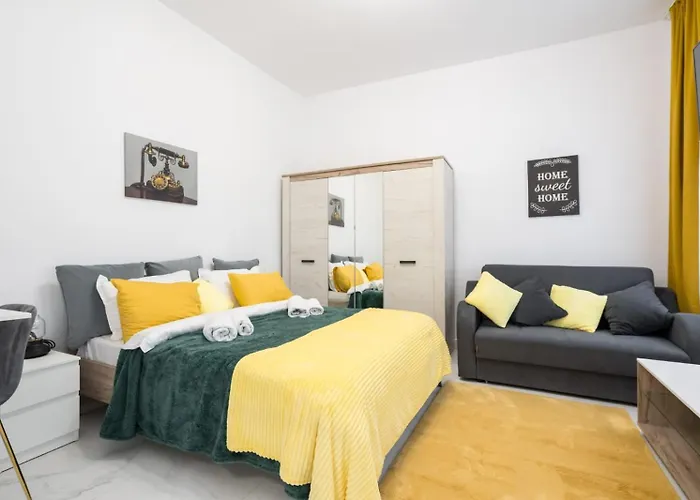 Avner 3* 布加勒斯特