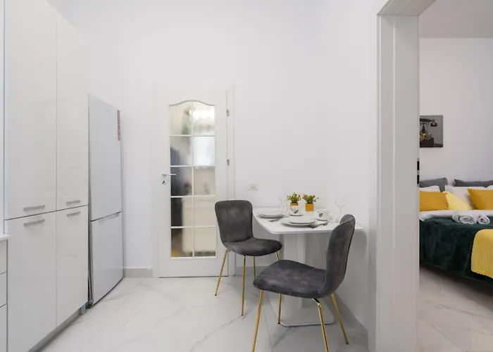 Apart-hotel Avner 3*