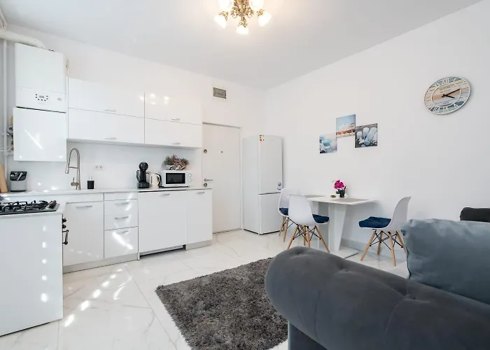 Apart-hotel Avner 3*