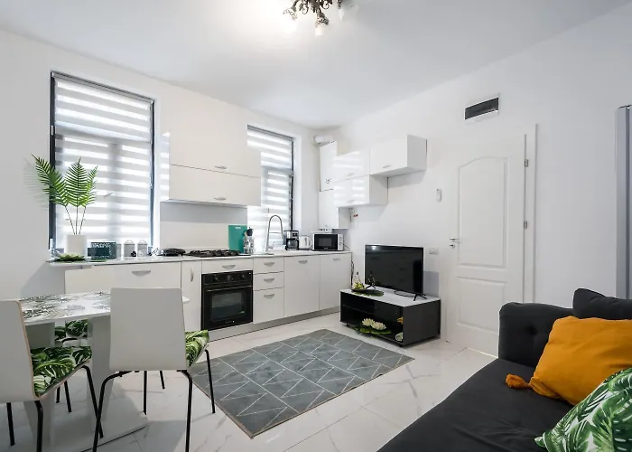 Apart-hotel Avner 3*