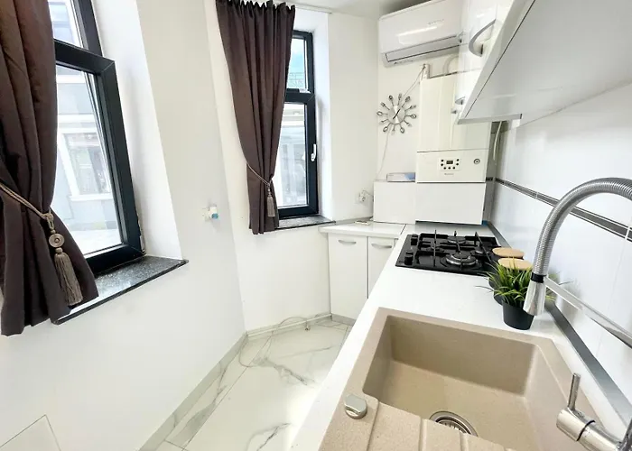 Avner アパートホテル ブカレスト