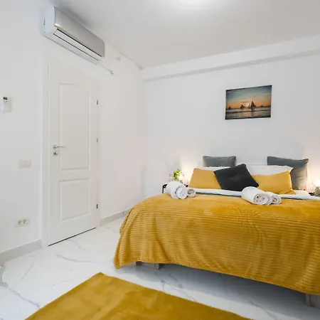 Avner Hotel apartamentowy 4*